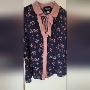Vintage style blouse